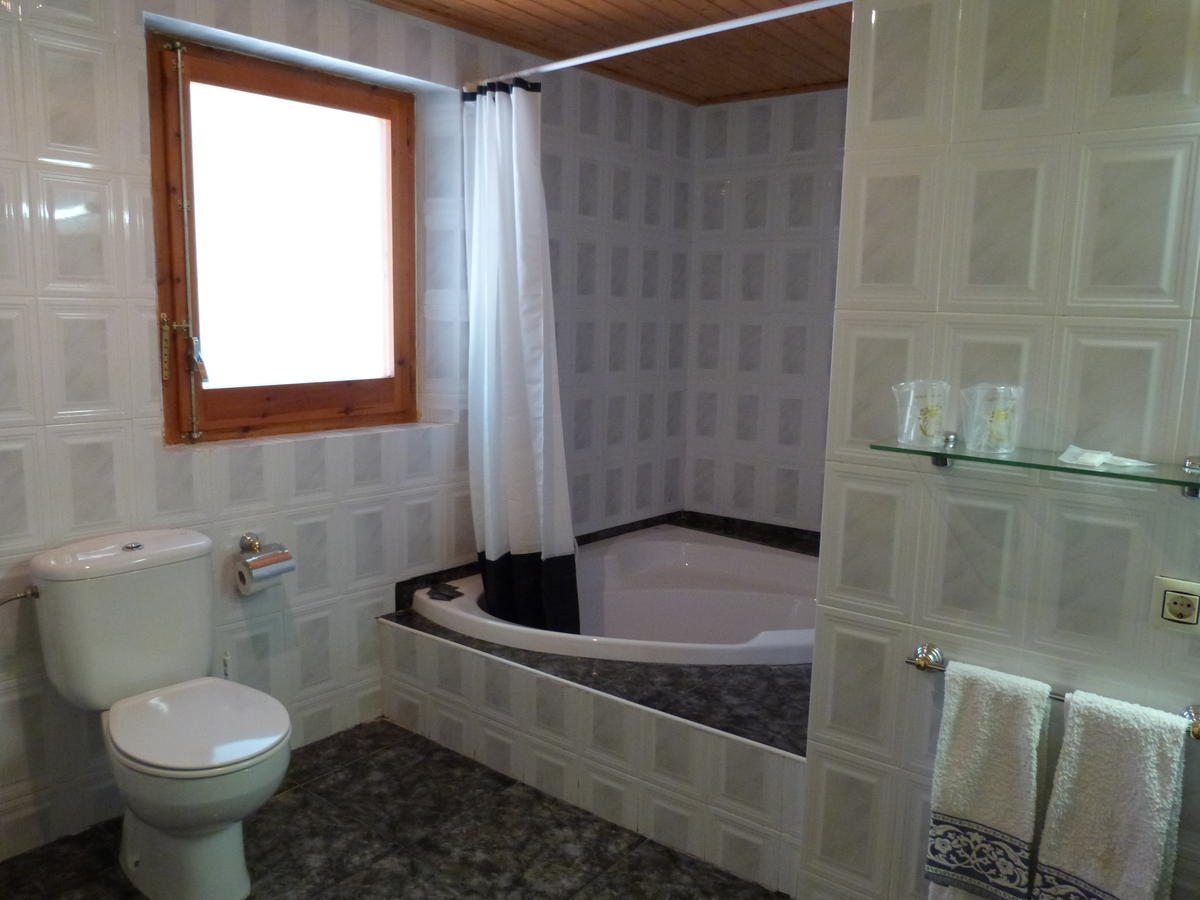 Hotel Ca L'Amadeu Vilanova de Escornalbou Pokoj fotografie